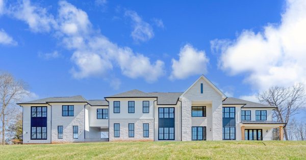 The Benefits of Two Primary Suites